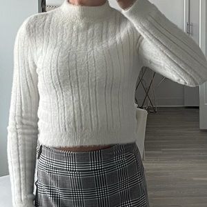 White Turtleneck Cropped Sweater